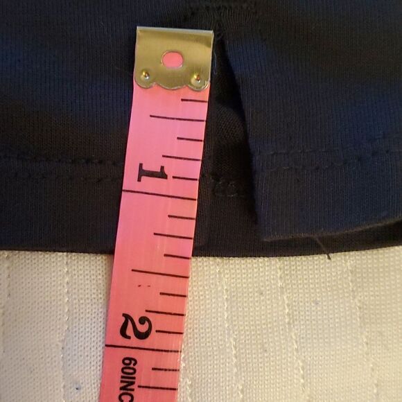 Gaiam Shorts Ladies XS Shorts - Picture 5 of 14